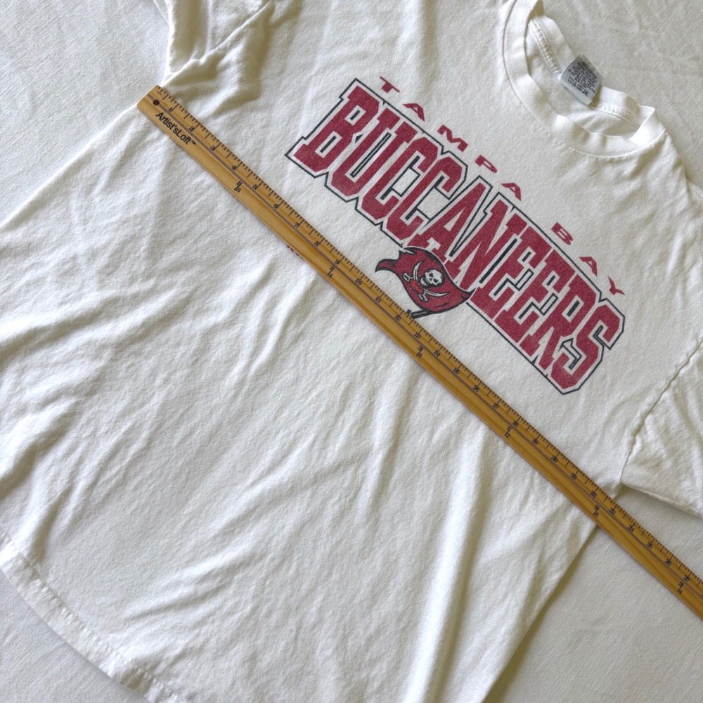 90's Tampa Bay Buccaneers NFL T-Shirt 2XL White Graphic Tee Short Sleeve - Picture 6 of 6